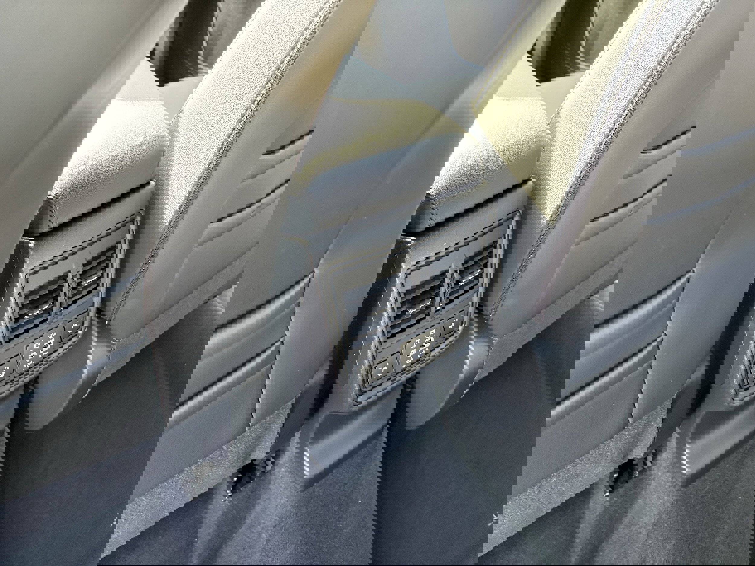 New 2026 Subaru Outback Limited w/ Premium/Limited Package image 32