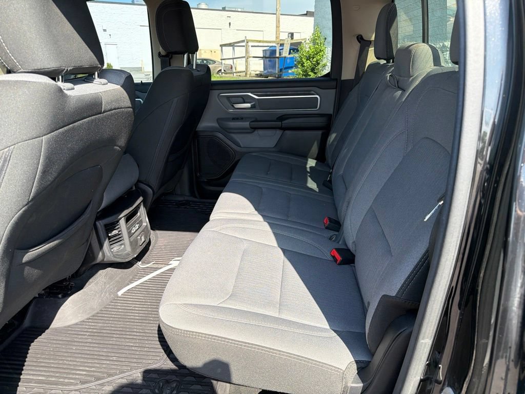 Used 2020 RAM 1500 Big Horn AWD/4WD image 17