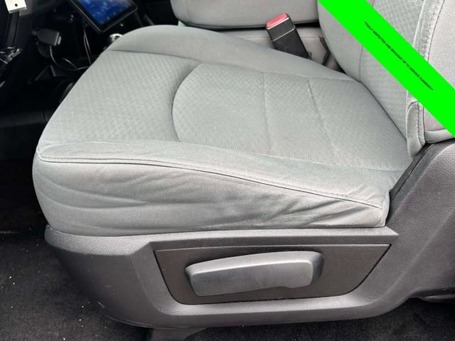 Used 2013 RAM 2500 Tradesman w/ Chrome Appearance Group AWD/4WD image 5