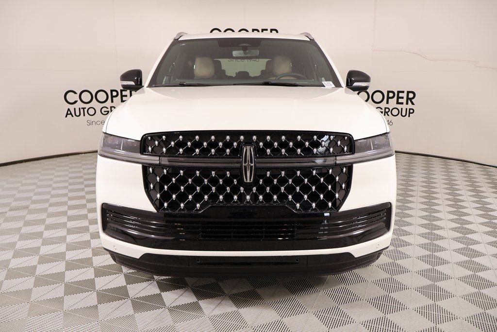 New 2025 Lincoln Navigator Black Label image 10