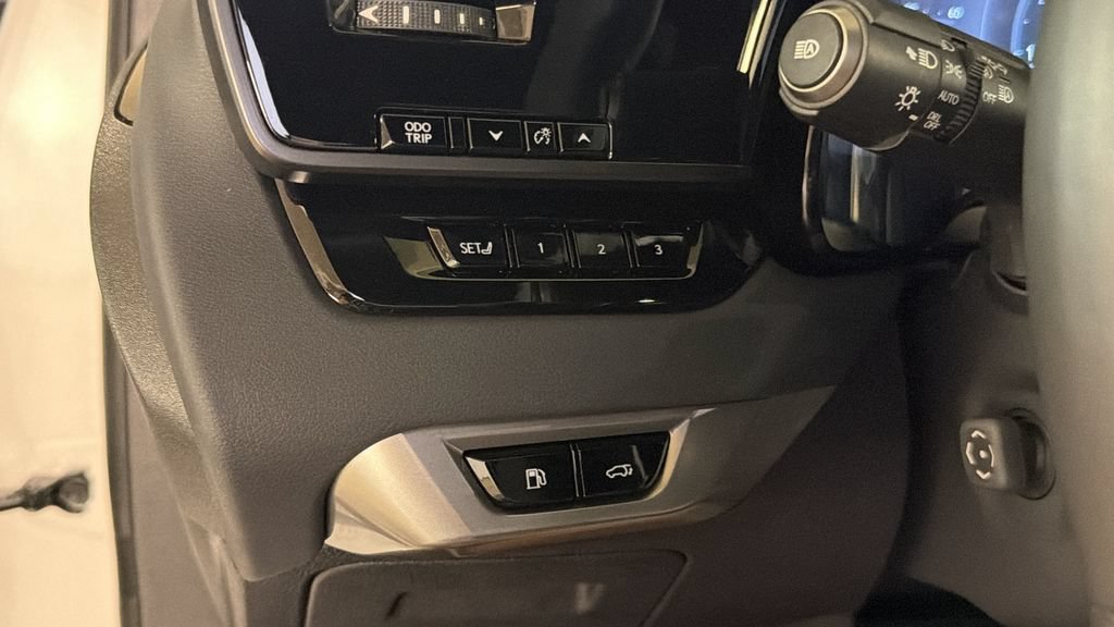 Certified 2025 Lexus RX 350 Premium AWD/4WD image 31