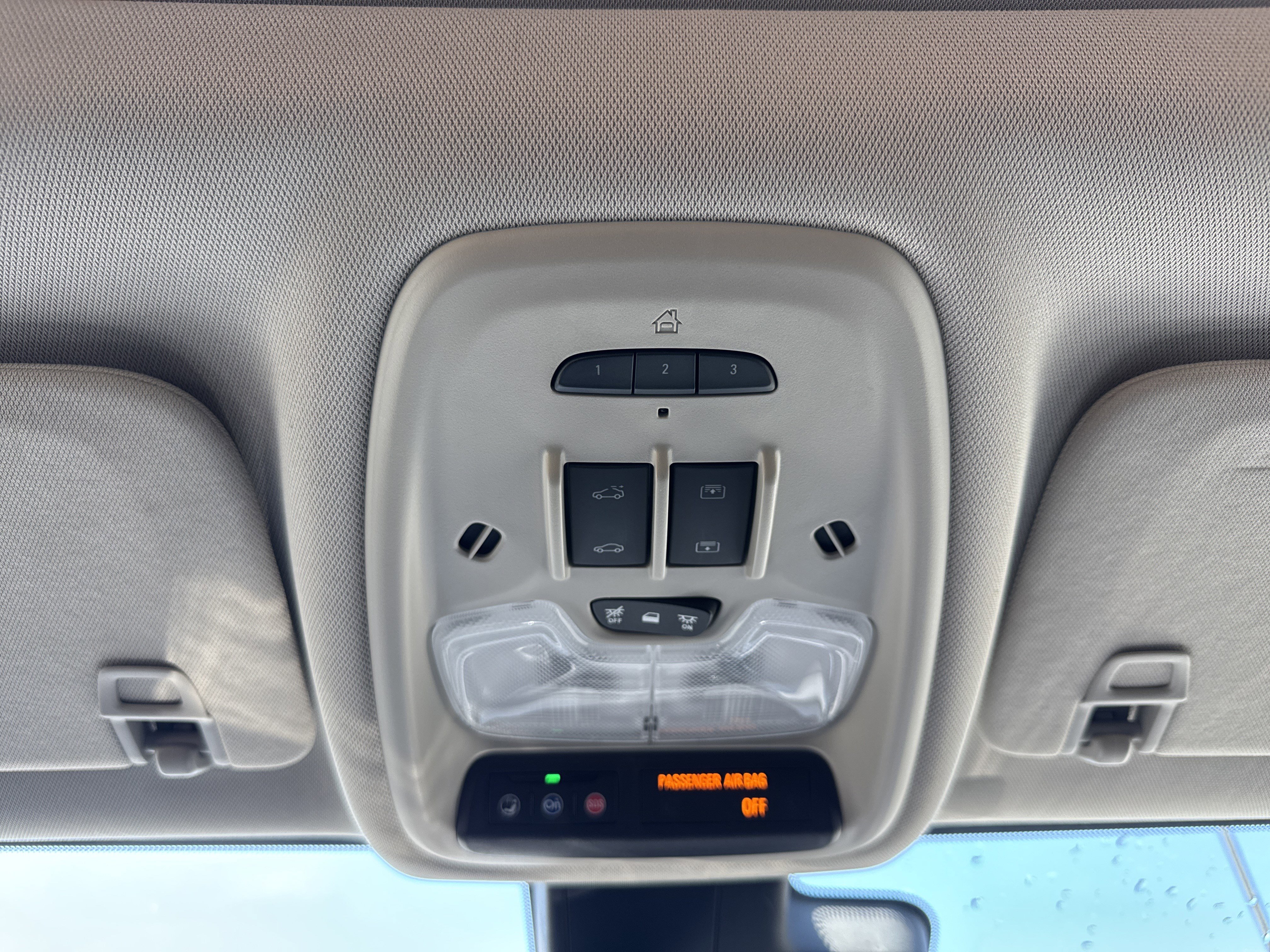 Used 2020 Buick Encore GX Essence w/ Experience Buick Package FWD image 26