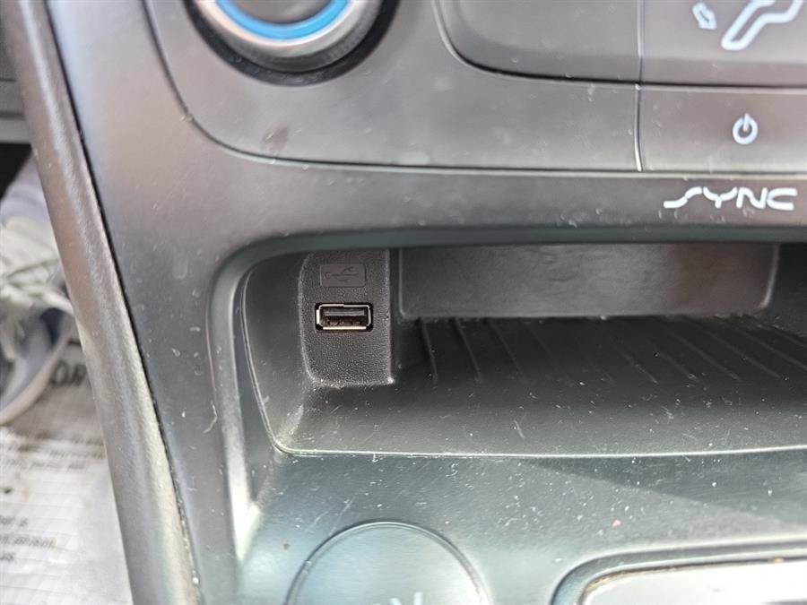 Used 2018 Ford Focus SE image 19