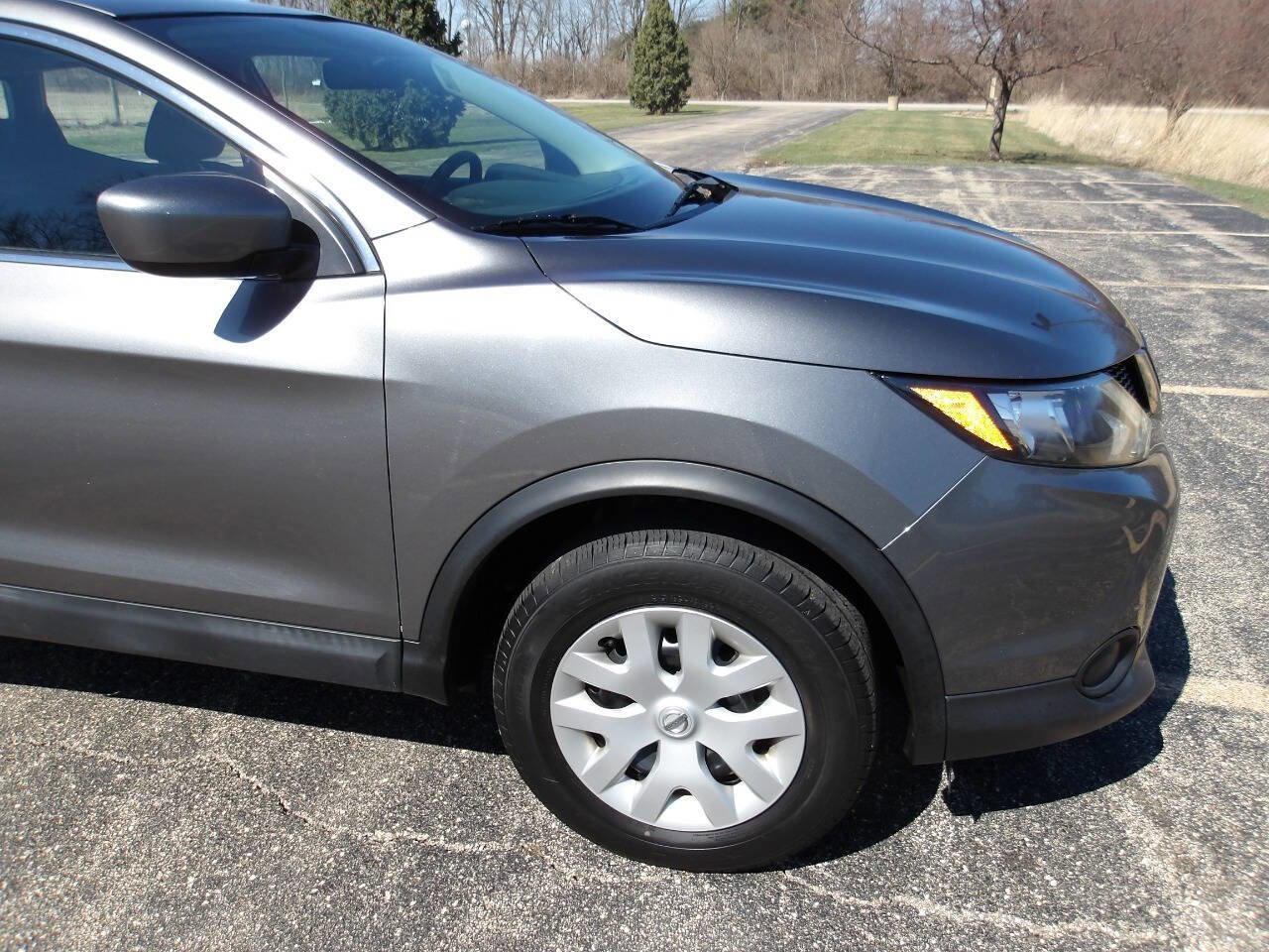 Used 2019 Nissan Rogue Sport S image 26