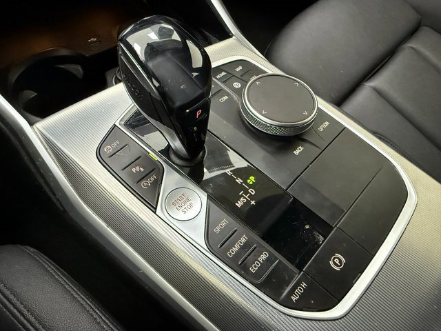 Used 2020 BMW 330i Sedan w/ Convenience Package image 14
