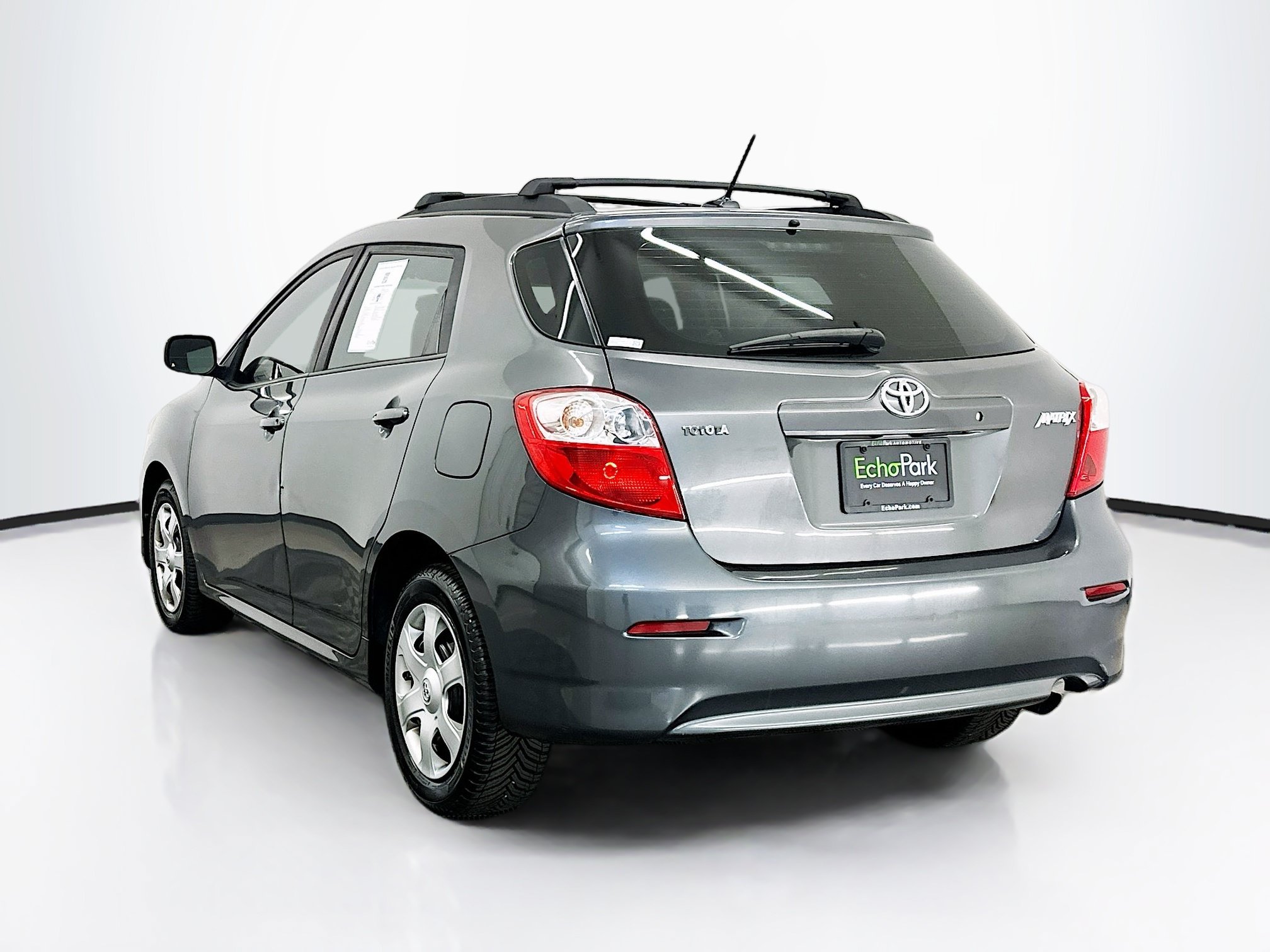 Used 2010 Toyota Matrix FWD image 5
