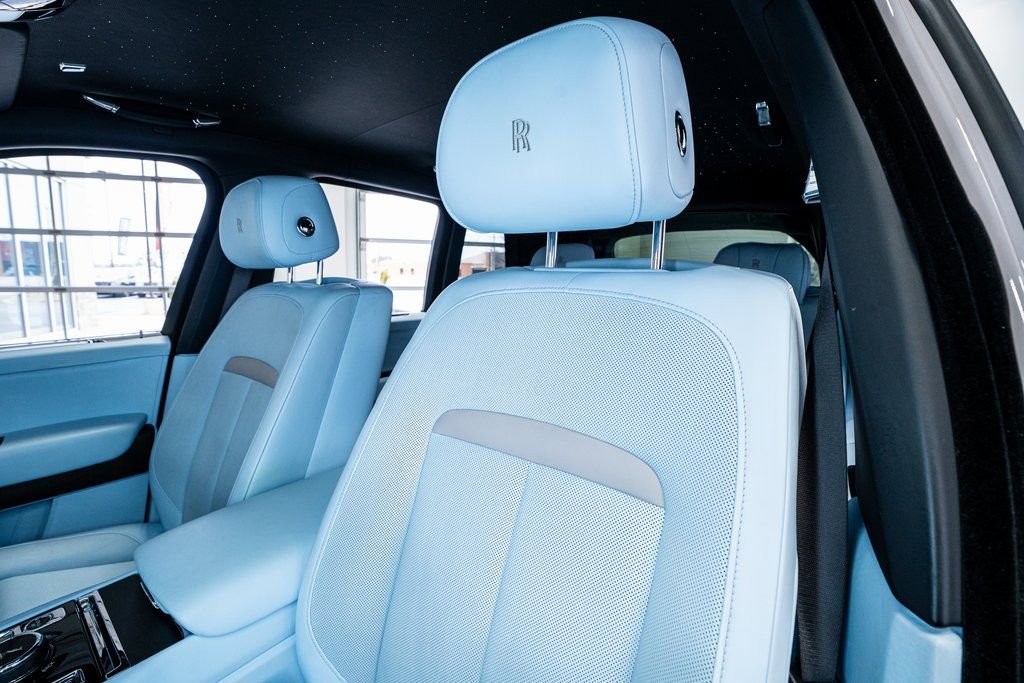 Used 2022 Rolls-Royce Cullinan image 44