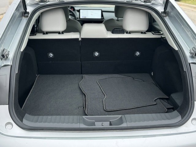 Certified 2024 Toyota Prius XLE image 43