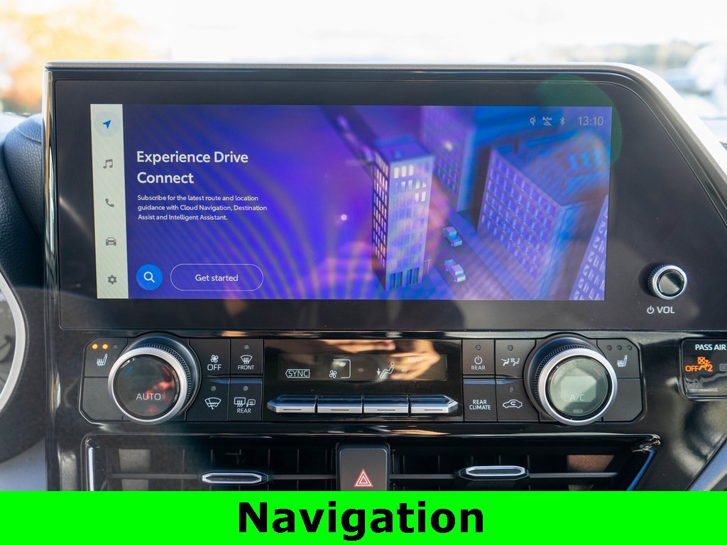 Used 2023 Toyota Highlander L image 25