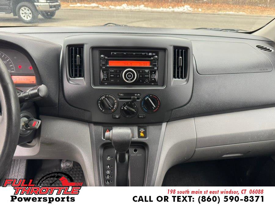 Used 2017 Chevrolet City Express LT image 21