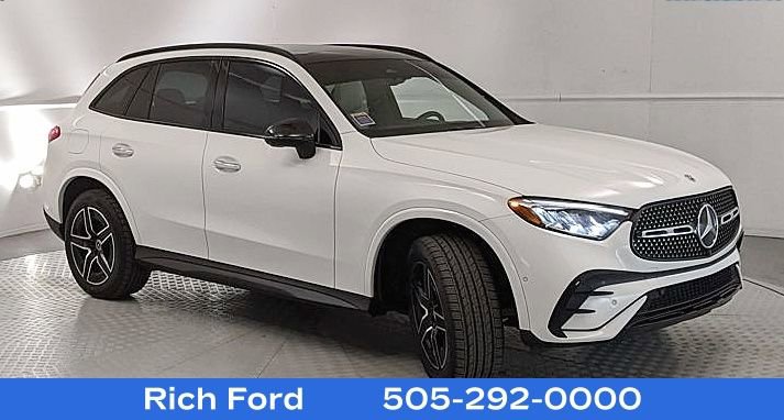 Used 2023 Mercedes-Benz GLC 300 4MATIC image 1