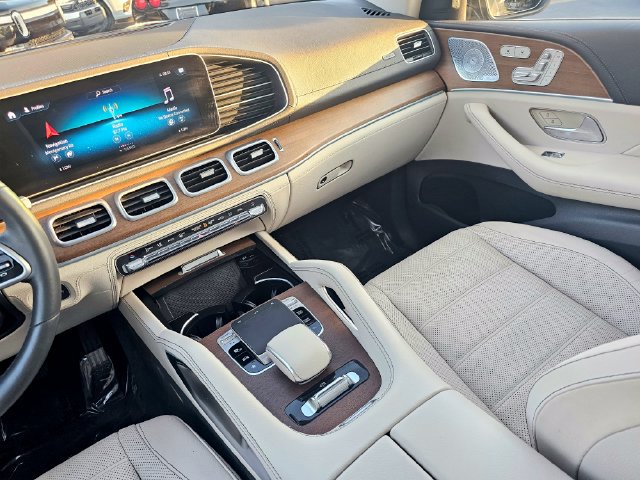 Certified 2020 Mercedes-Benz GLS 450 4MATIC image 35