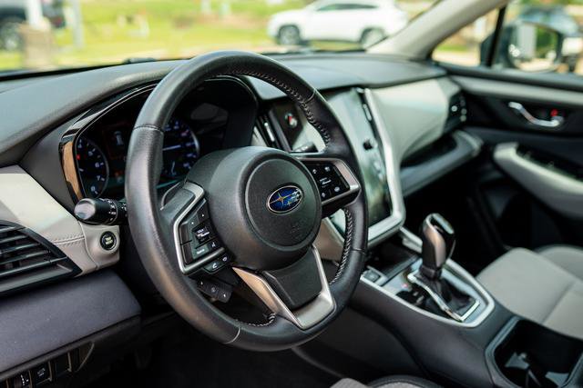 Used 2020 Subaru Outback Premium AWD/4WD image 30