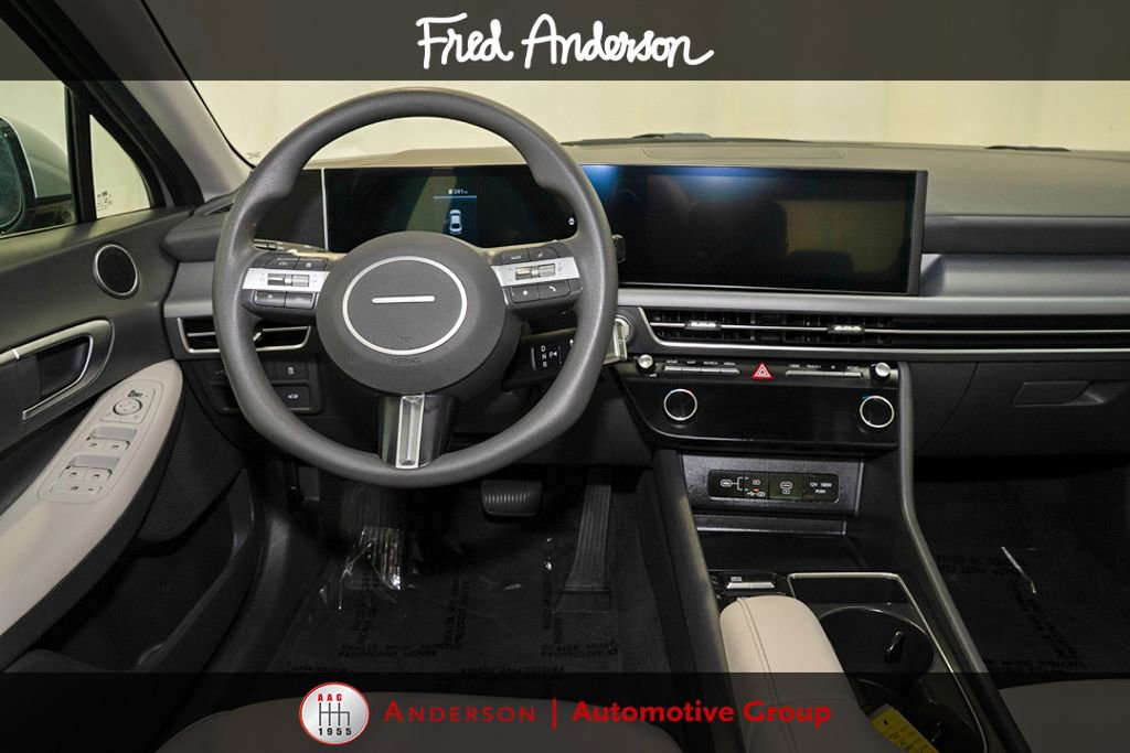 Used 2025 Hyundai Sonata SEL FWD image 6