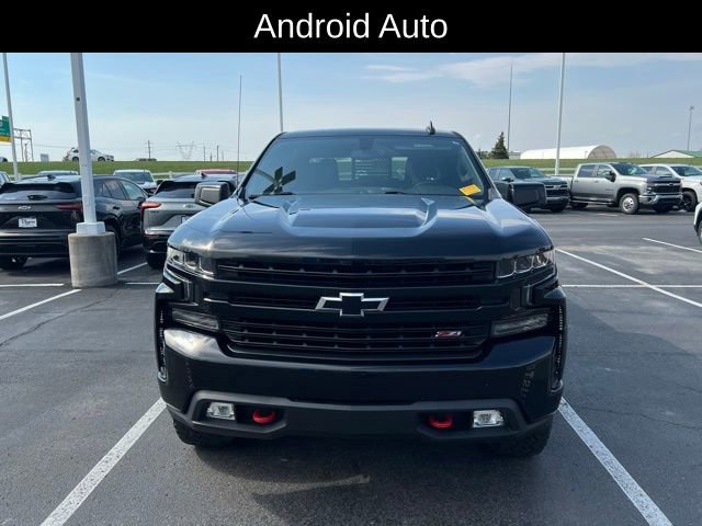 Used 2020 Chevrolet Silverado 1500 LT Trail Boss image 3