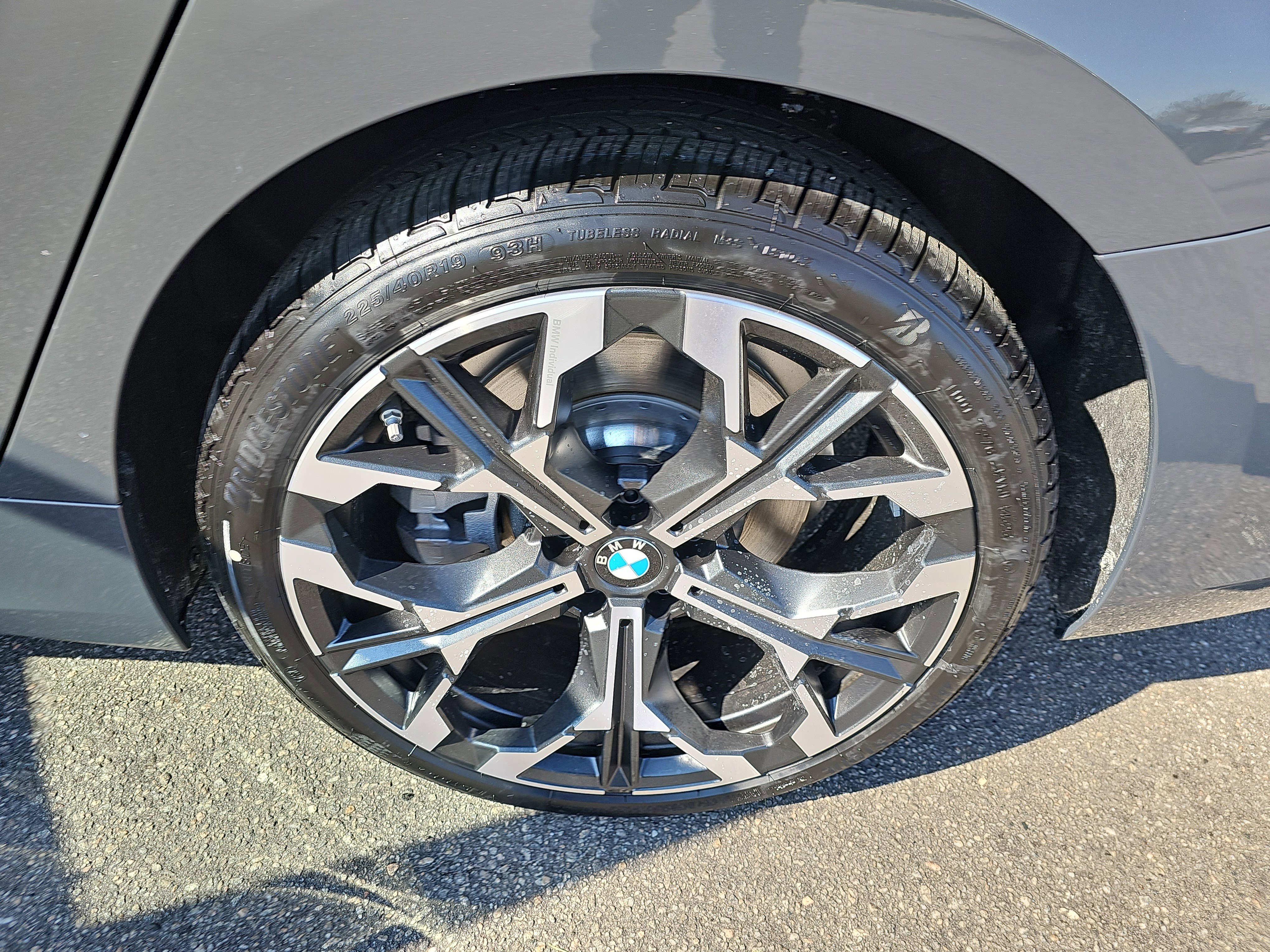 New 2026 BMW 330i Sedan w/ Premium Package RWD image 36