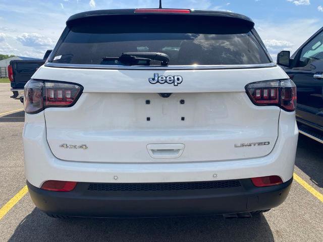 Used 2022 Jeep Compass Limited AWD/4WD image 11
