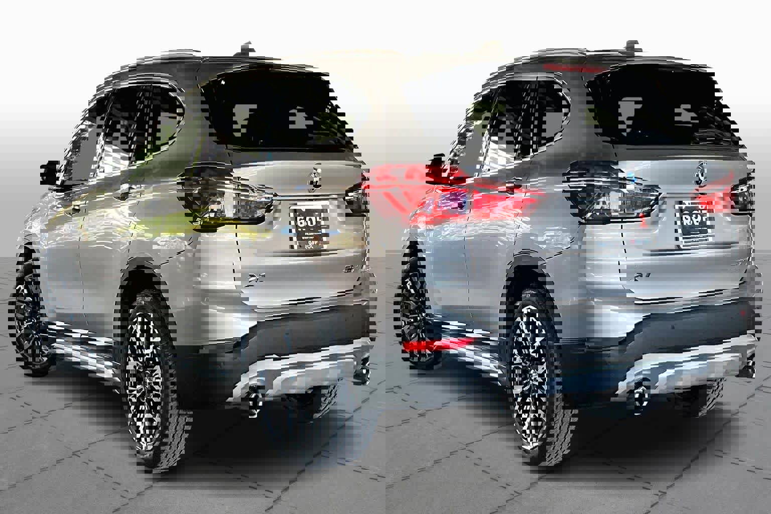 Used 2021 BMW X1 sDrive28i w/ Convenience Package image 11