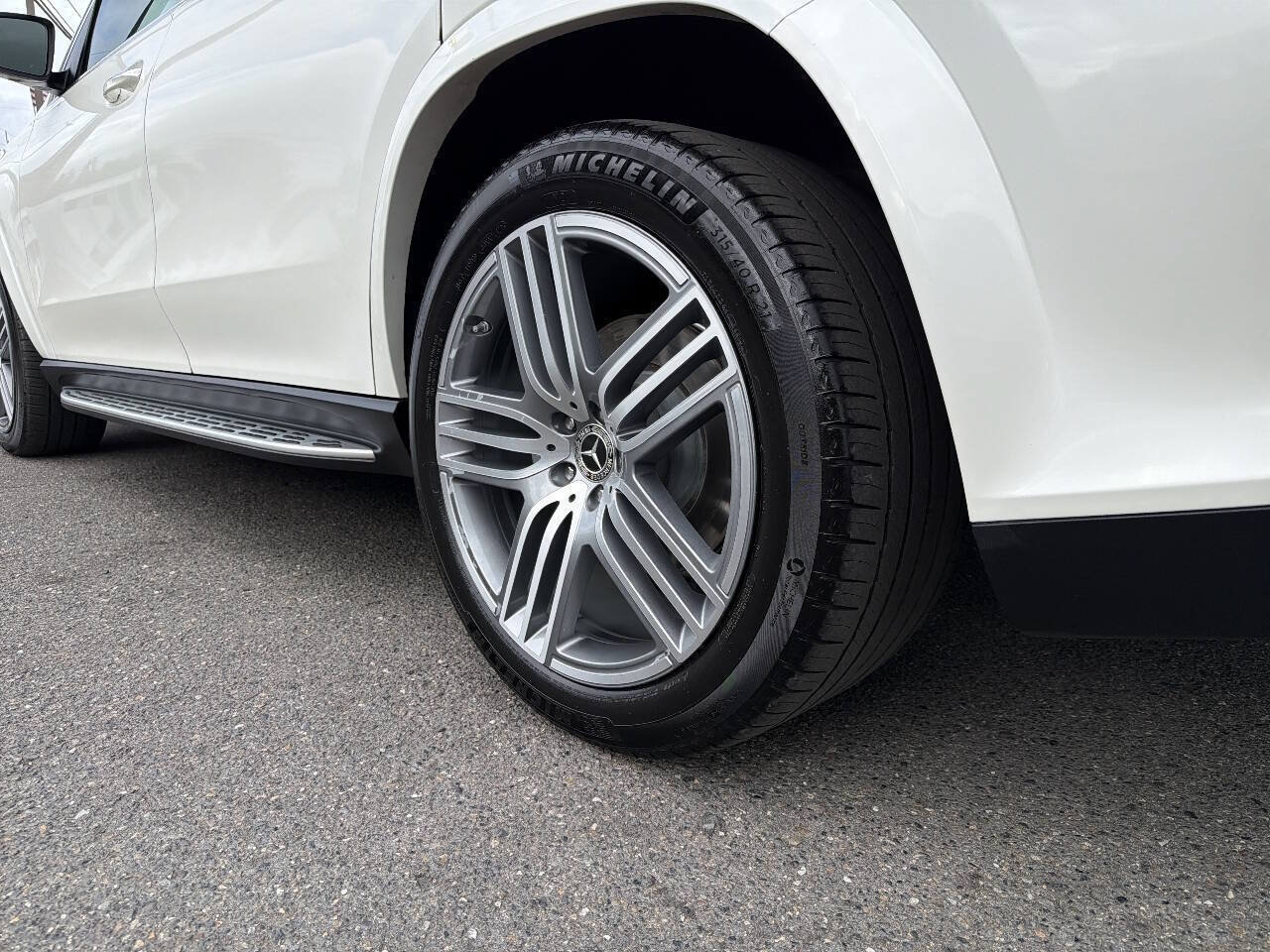 Used 2020 Mercedes-Benz GLS 580 4MATIC image 4