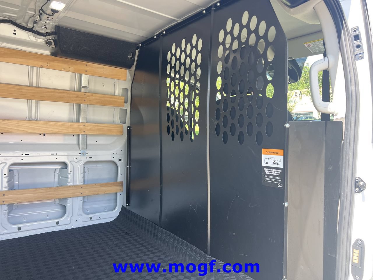 Used 2025 Ford Transit 250 Low Roof w/ Exterior Upgrade Package RWD image 21