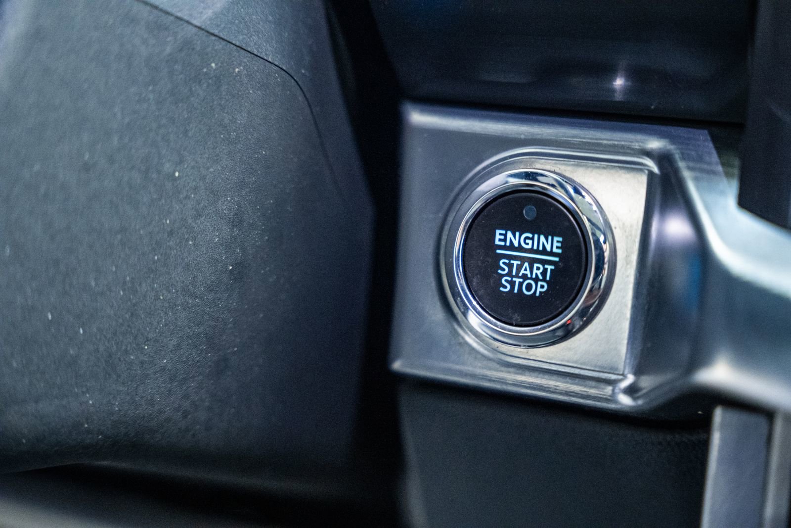 Certified 2023 Ford F150 Lariat w/ Equipment Group 502A High image 35