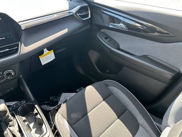 New 2026 Chevrolet TrailBlazer LS w/ LS Convenience Package AWD/4WD image 16