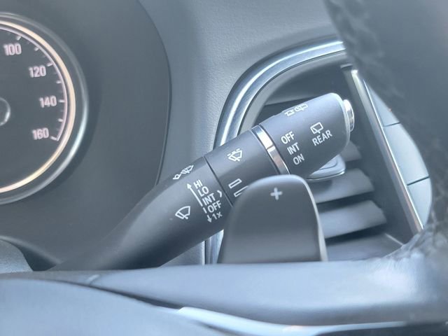 Certified 2023 Buick Enclave Essence image 38