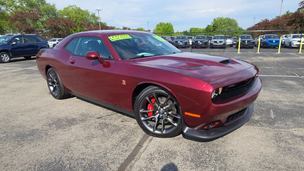 Used 2022 Dodge Challenger R/T Scat Pack w/ Plus Package RWD image 2