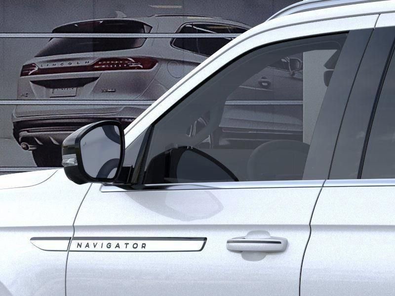 New 2025 Lincoln Navigator Reserve image 20
