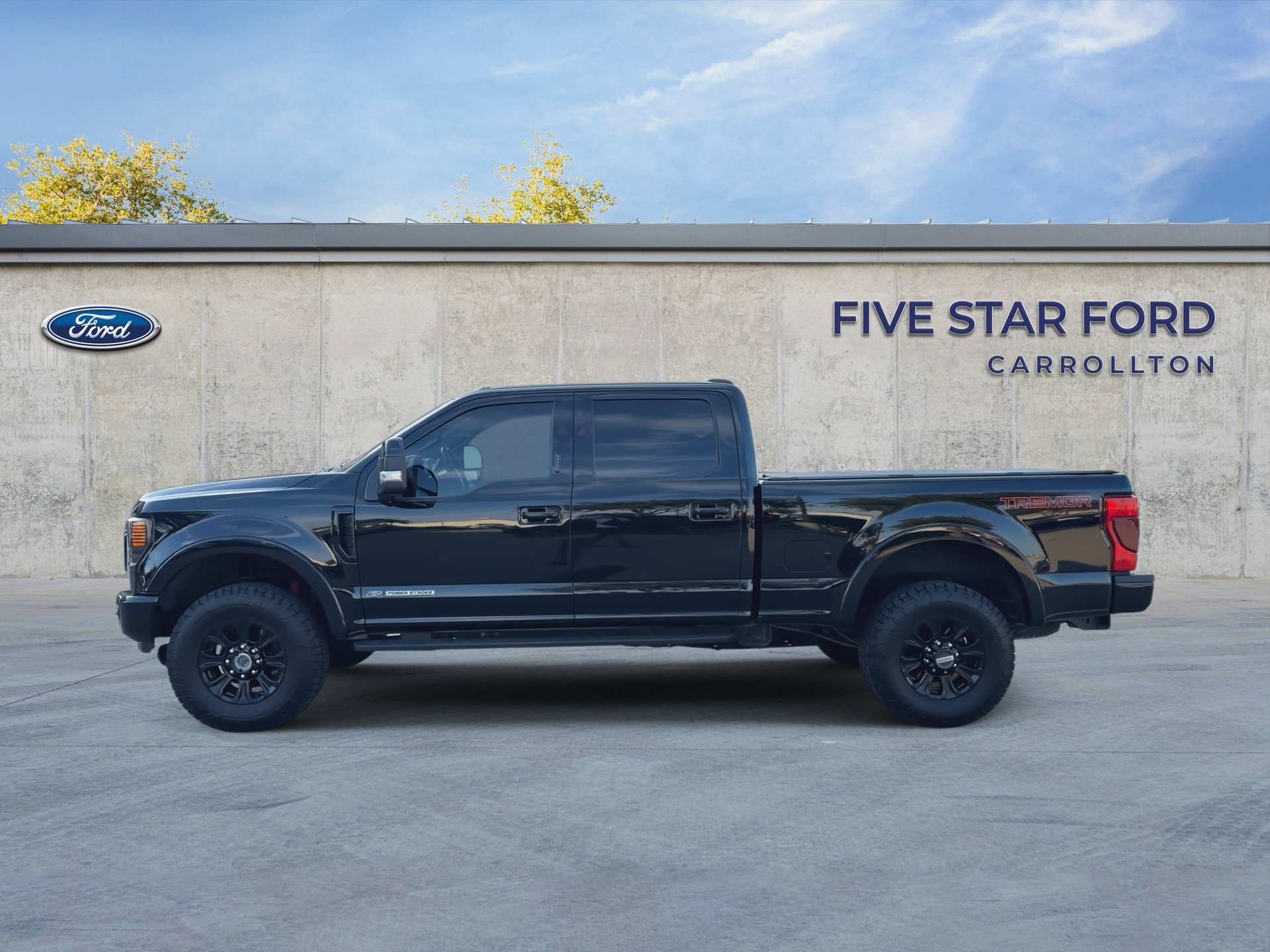 Used 2022 Ford F250 Lariat w/ Tremor Off-Road Package AWD/4WD image 5