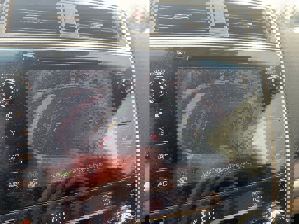 Used 2019 Subaru Outback 3.6R Limited image 26