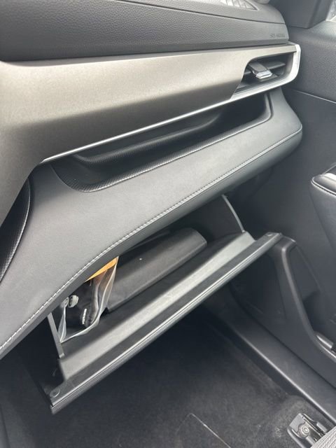 Used 2021 Toyota Highlander LE image 29