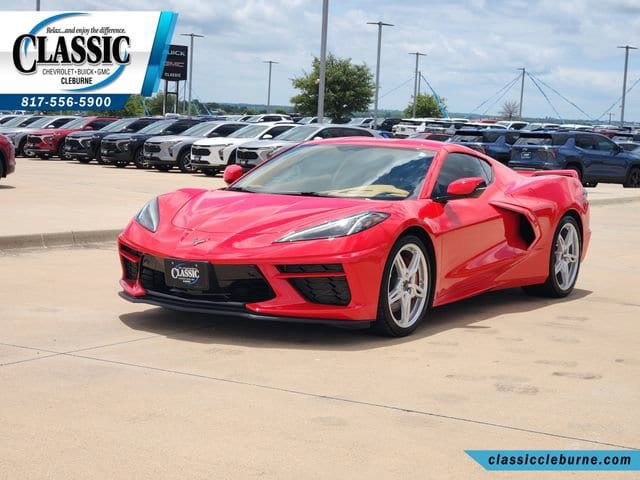 Used 2021 Chevrolet Corvette Stingray Premium Cpe w/ Z51 Performance Package RWD image 3