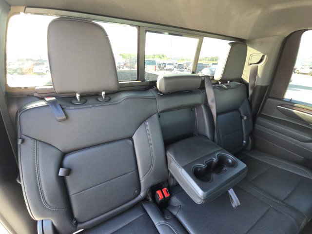 Used 2025 GMC Sierra 2500 SLT w/ SLT Premium Package AWD/4WD image 17