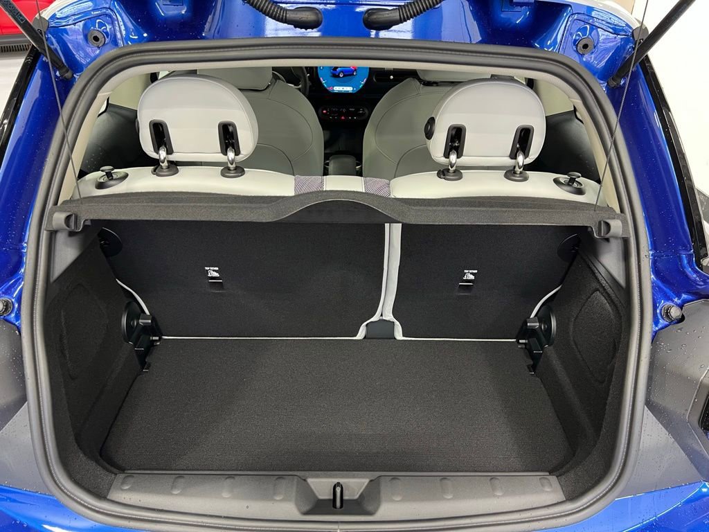 Certified 2025 MINI Cooper S image 20