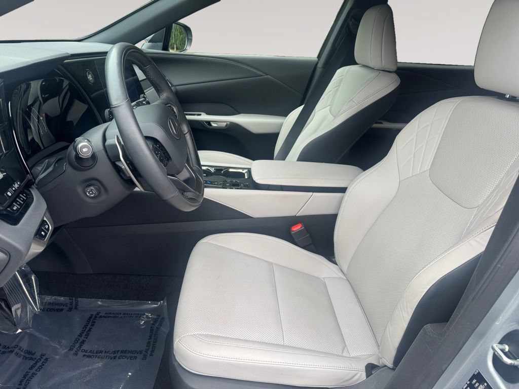 Used 2023 Lexus RX 350 Premium w/ Cold Area Package AWD/4WD image 9