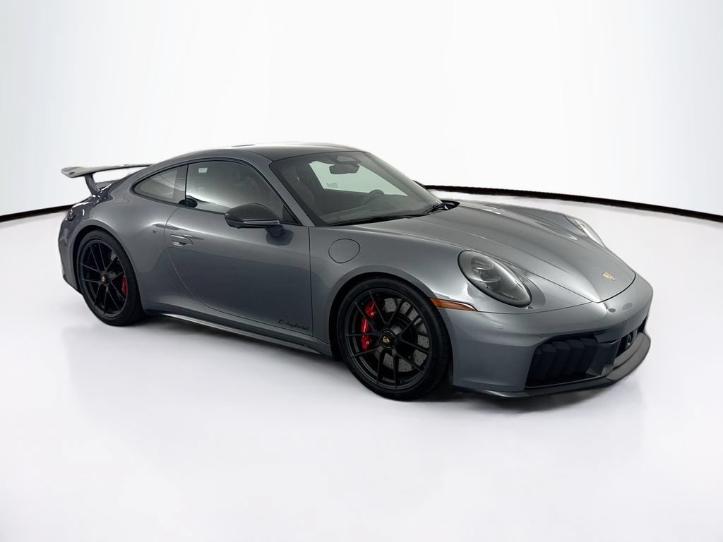 Used 2026 Porsche 911 GTS image 3