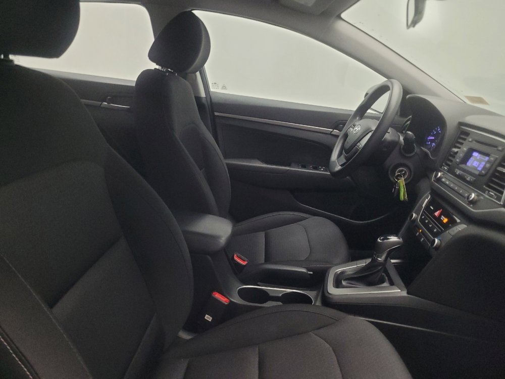 Used 2018 Hyundai Elantra SE FWD image 21
