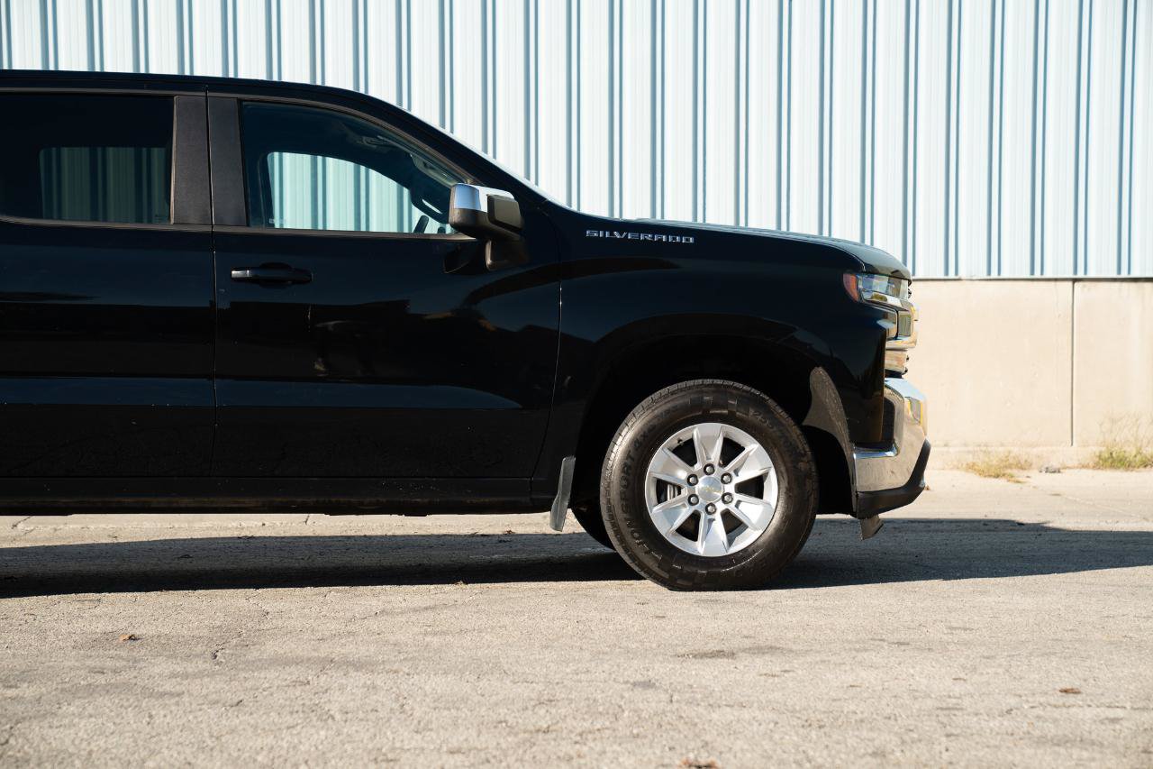 Used 2020 Chevrolet Silverado 1500 LT RWD image 12