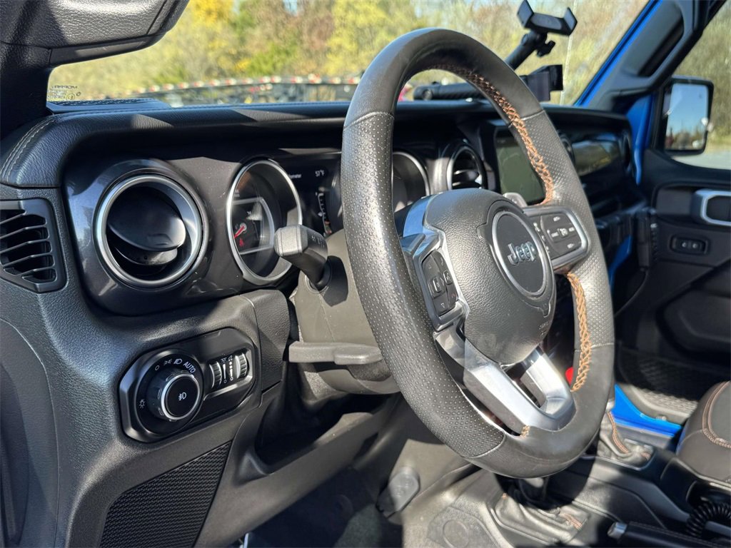 Used 2021 Jeep Wrangler Unlimited Rubicon image 2