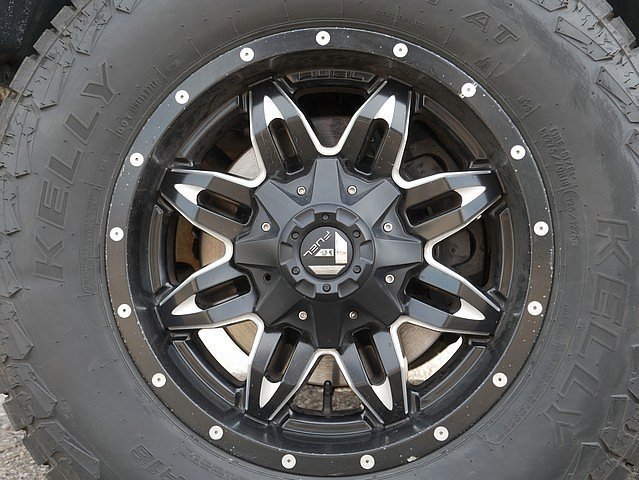 Used 2014 Chevrolet Silverado 2500 LTZ w/ LTZ Plus Package image 56