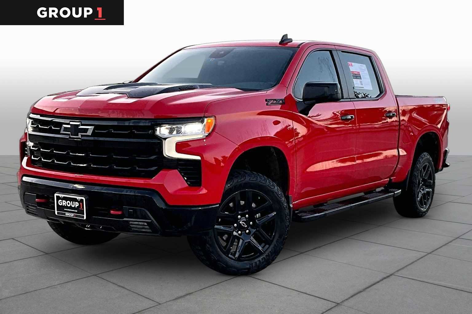 Used 2023 Chevrolet Silverado 1500 LT Trail Boss w/ LPO, Dark Essentials Package AWD/4WD image 1