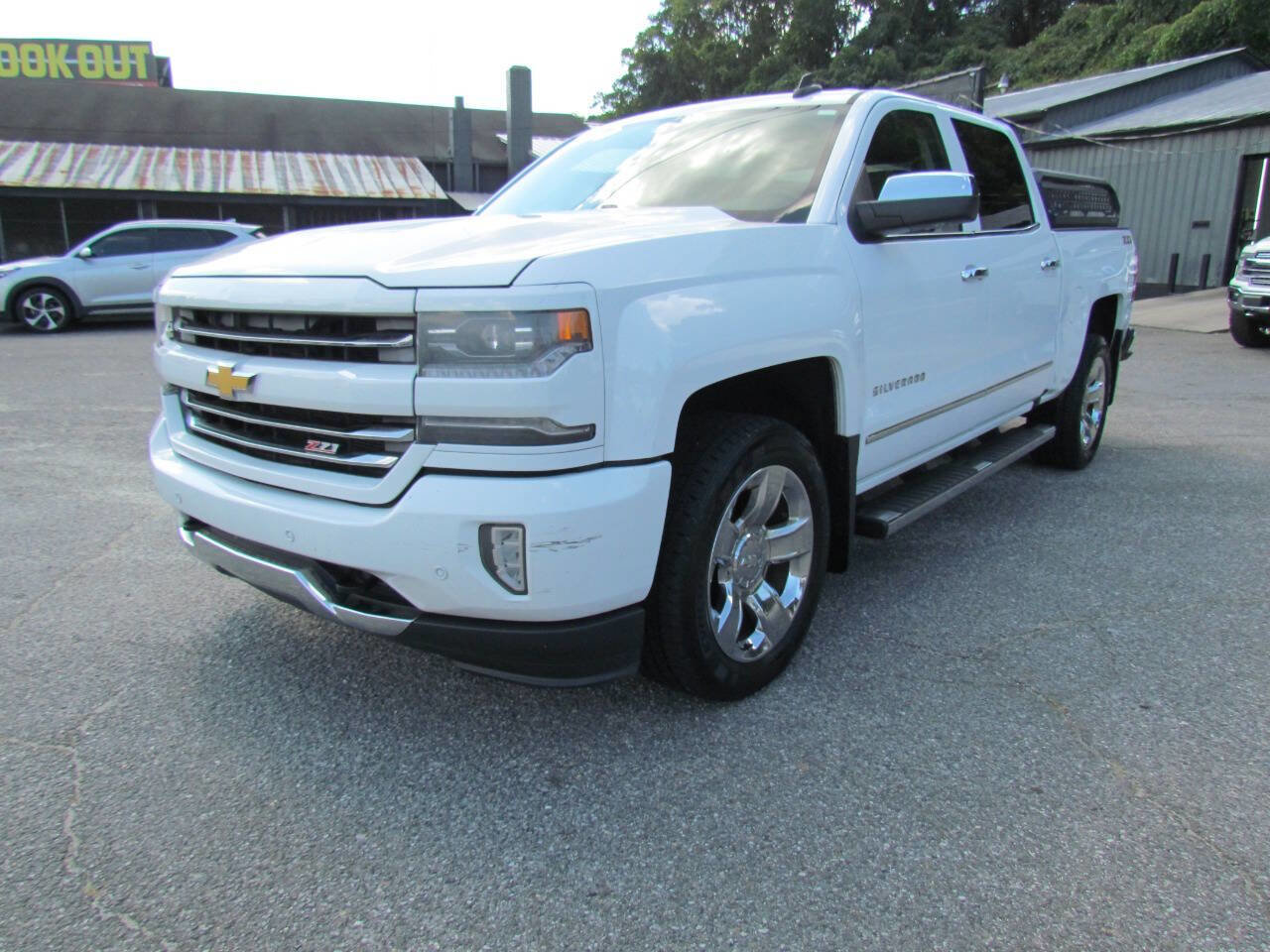 Used 2016 Chevrolet Silverado 1500 LTZ Z71 w/ LTZ Plus Package image 3
