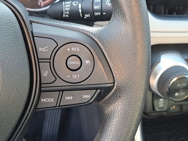 Used 2023 Toyota RAV4 XLE image 13