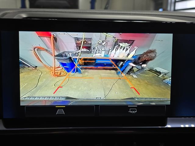 Used 2024 Chevrolet Silverado 1500 LT image 25