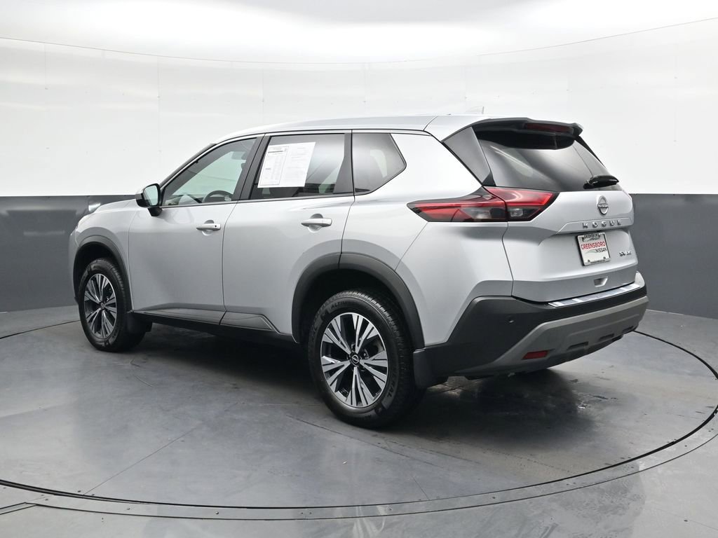 Used 2023 Nissan Rogue SV image 6