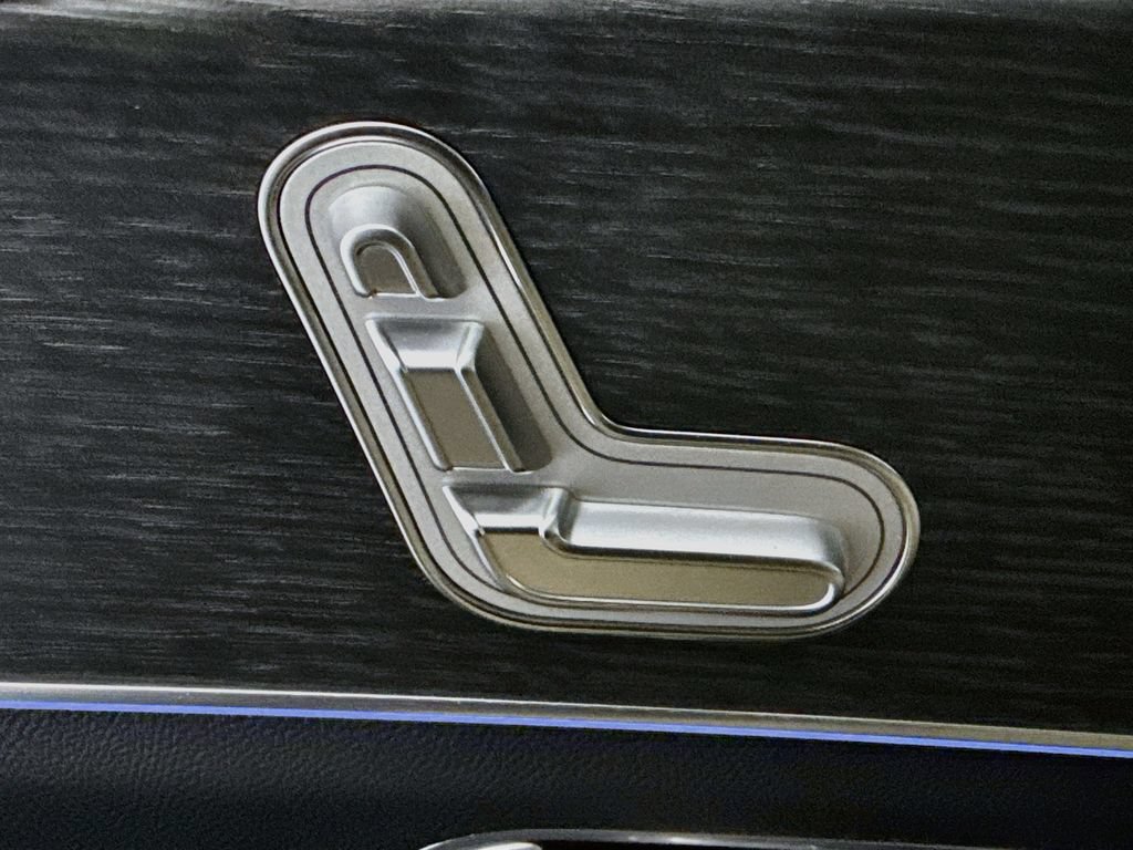 Used 2025 Mercedes-Benz GLE 350 4MATIC image 26
