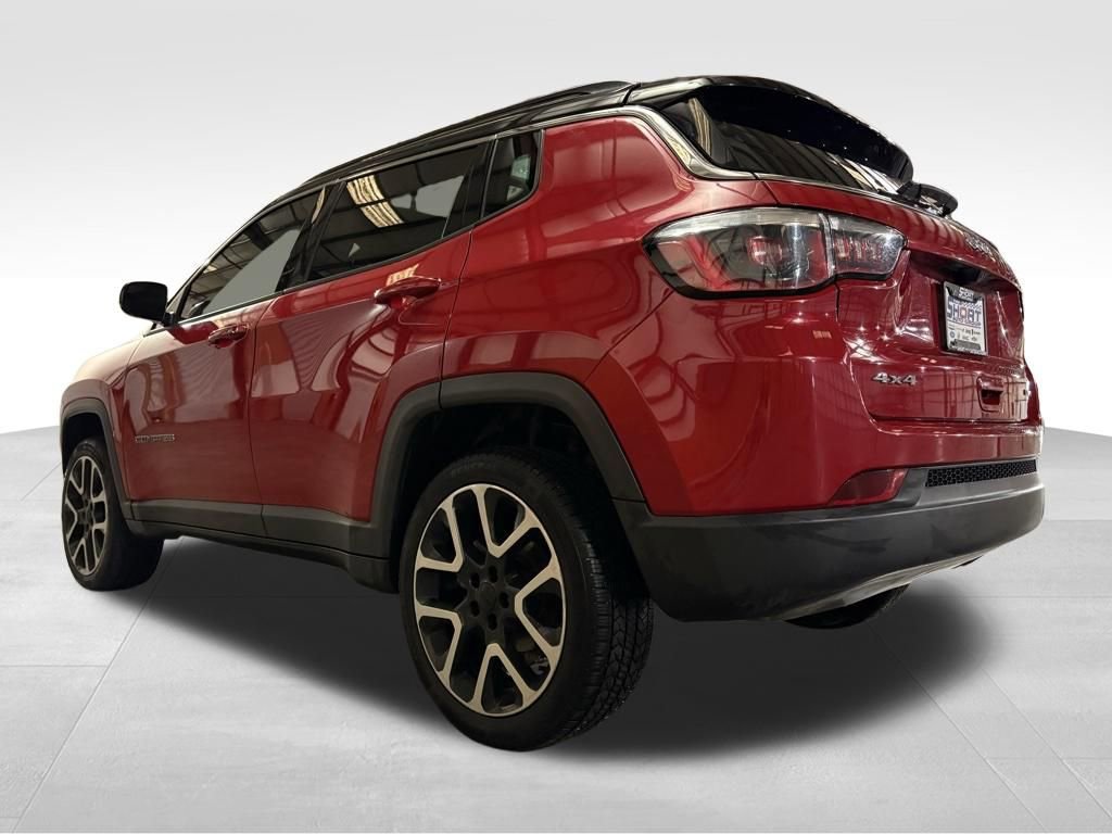 Used 2017 Jeep Compass Limited image 11