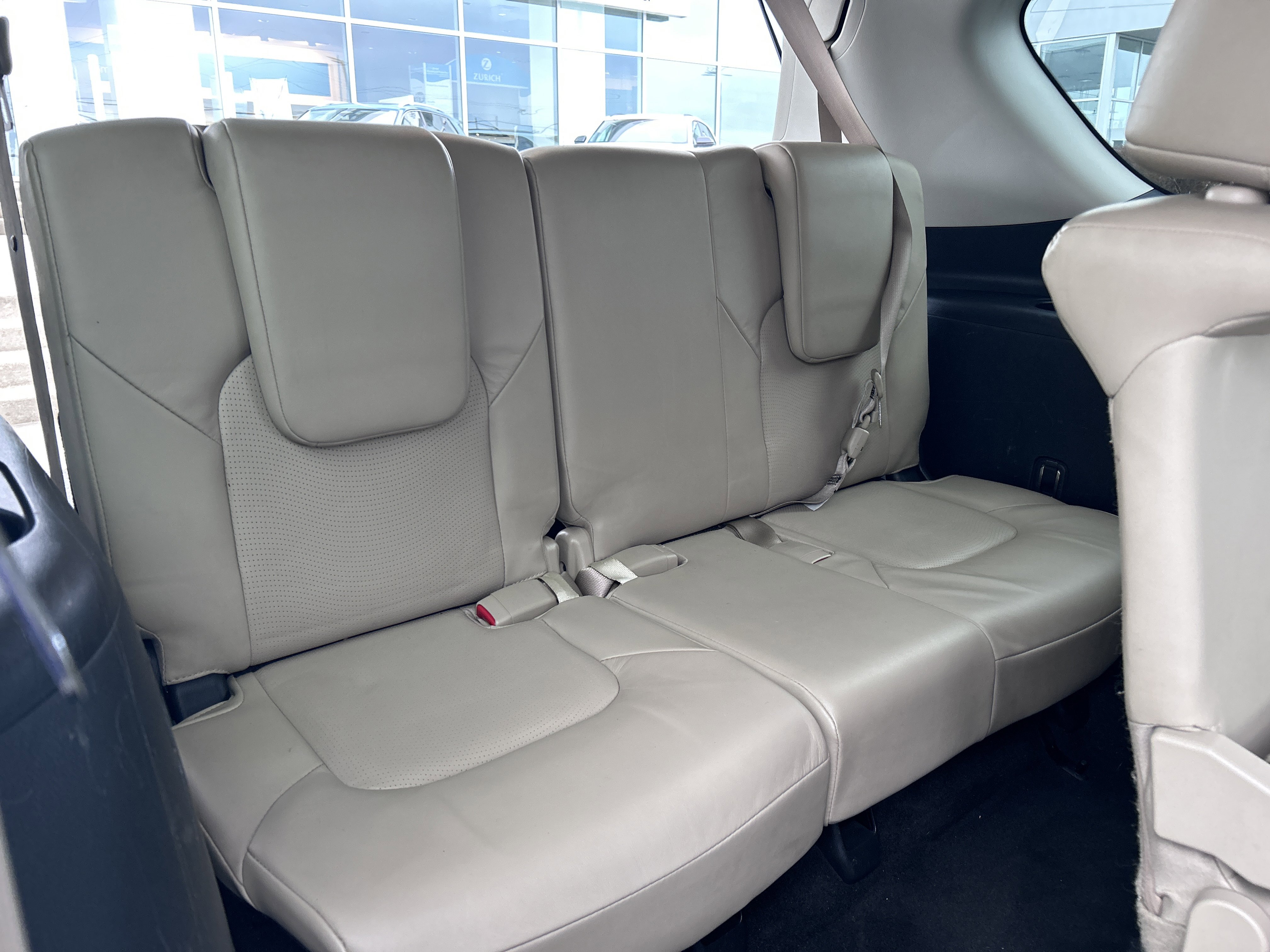 Used 2019 Nissan Armada Platinum image 34