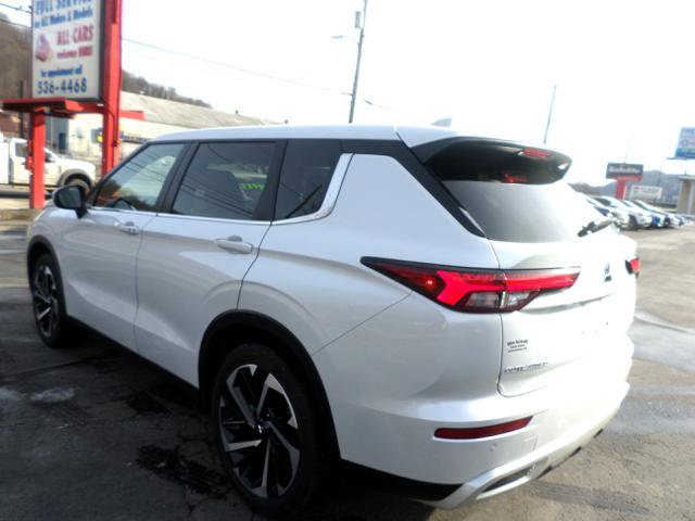 Used 2024 Mitsubishi Outlander SE image 7